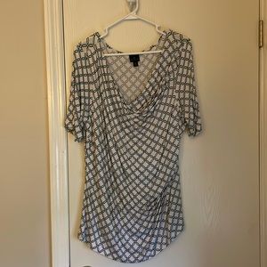 Short sleeved octagon shirt